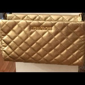 Like New Michael MK Susannah Clutch